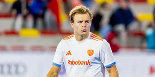Oranje-aanvaller Thijs van Dam.