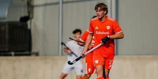 Debutant Thije Bakker in Jong Oranje. Foto: Worldsportpics/Bart Scheulderman