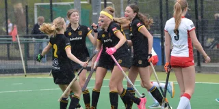 Blijdschap bij Victoria MO16. Foto: Barbara Zandbergen