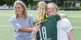 Ondanks alles kan Julia Remmerswaal nog lachen. Foto: Willem Vernes
