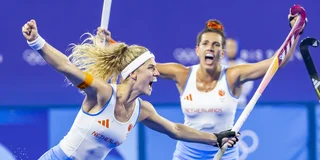 Dé goal die haar status veranderde: de sleeppush waarmee ze Oranje langszij bracht in de olympische finale in Parijs tegen China. Foto: Willem Vernes