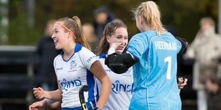 Renée van Laarhoven in het Kampong-shirt. Foto: Koen Suyk