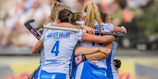 De vrouwen van Kampong.