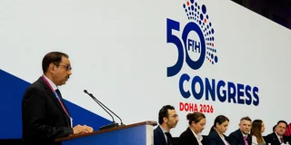 FIH-voorzitter Tayyab tijdens het 50ste Congres in Qatar. Foto: Worldsportpics/Frank Uijlenbroek