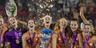 De Oranje Dames vieren de wereldtitel in Terrassa. Foto: Willem Vernes