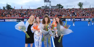 Van Geffen, Eva Drummond, Maria Verschoor en Lidewij Welten.