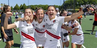 Amsterdam, regerend landskampioen bij de vrouwen.
