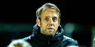 Victoria-coach Sjoerd Woelders probeert zijn ploeg door een moeilijke start in de Hoofdklasse te loodsen. Foto: Ewout Pahud de Mortanges
