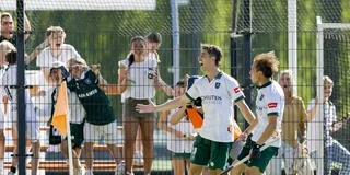 Joaquín Menini (links) van Rotterdam is met 35 jaar dit seizoen de oudste speler van de Hoofdklasse. Foto: Willem Vernes