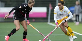 Frédérique Matla aan de bal voor Den Bosch tegen Amsterdam. Foto: Ewout Pahud de Mortanges