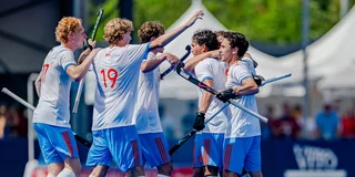 Blijdschap bij Jong Oranje Heren na het bereiken van de EK-finale. Foto: Worldsportpics/Frank Uijlenbroek