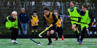 De Reigers en De Kikkers willen jongenshockey interessant houden voor hun regio. Foto: Peter Ruigrok