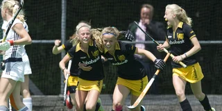 Een foto uit 2012 gemaakt bij Den Bosch Onder 14-1. Links Yibbi Jansen, rechts Mikky Kiemeney. Foto: Willem Vernes