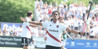 Mustapha Cassiem heeft gescoord voor Amsterdam. Foto: Willem Vernes